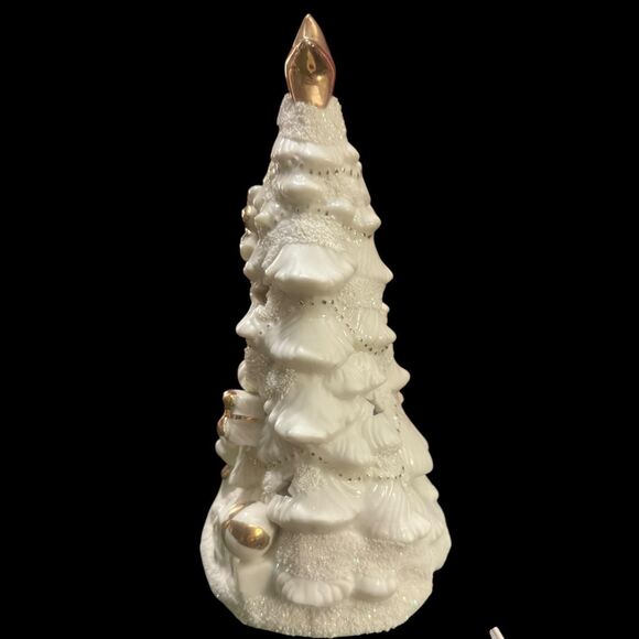 Vintage Y2K White Gold Ceramic Light Up Christmas Tree Star Cutouts Home Decor - Picture 6 of 9